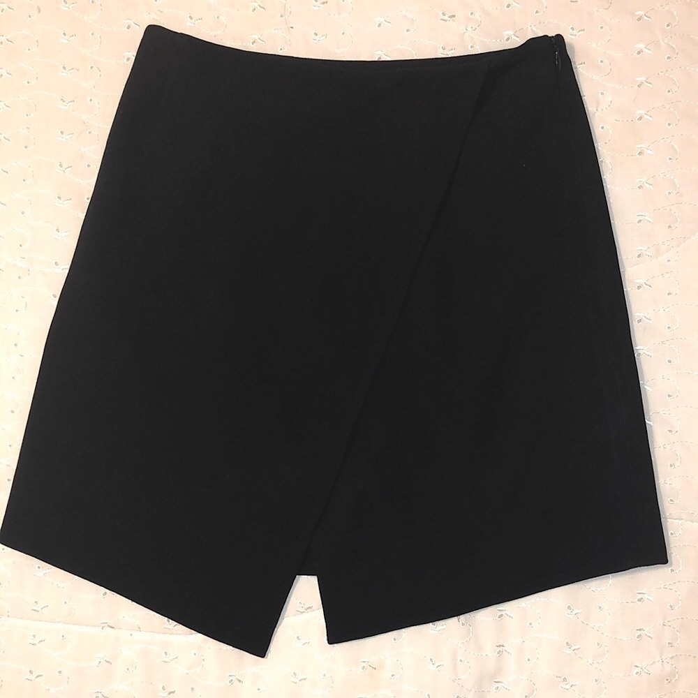 Babaton Aritzia black crossover skirt